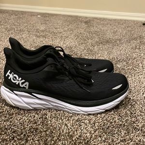 Hoka Clifton 8